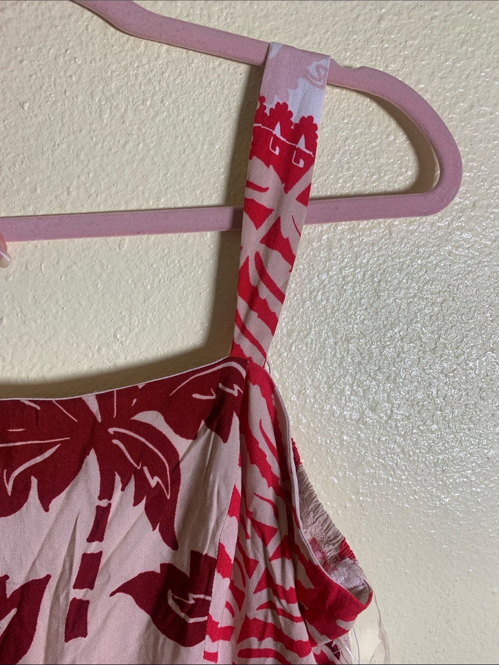 NWT Luxology Pink Red Tropical Print Jumpsuit, Size M - Picture 3 of 9